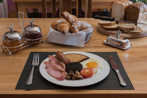 Traditional cooked breakfast